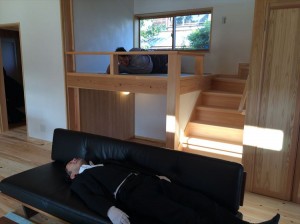 2015-10-21 10.36.10_R